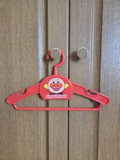 アンパンマン 子供用ハンガー 赤