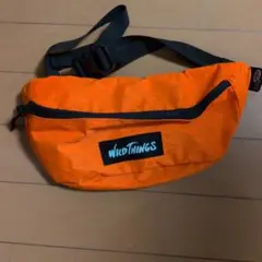 WILD THINGS オレンジ ボディバッグ