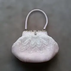 ビーズ刺繍フラワーデザインパーティーバッグ　成人式にも