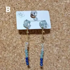 ハンドメイド　ピアス(イヤリング)