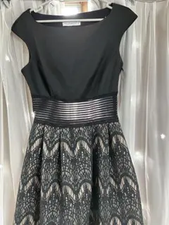 芸能人御用達リナシメント レディース ワンピース　結婚式にも⭐️