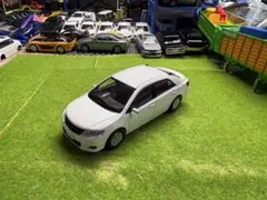 1/43 京商　ミニカー トヨタ　前期　アリオン　ALLION ホワイトのサムネイル