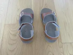 Sun-San Salt Water サンダル　サイズ１２（約19cm）のサムネイル