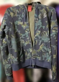 Nike カモフラージュパーカー Mサイズ