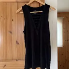 AMERICAN EAGLE OUTFITTERS ブラックノースリーブ M