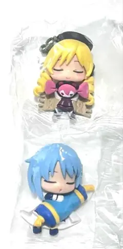 魔法少女まどか⭐︎マギカ　おねむたん　巴マミ　美樹さやか　２点セット