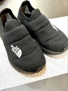 ノースフェイスキッズスニーカーのサムネイル