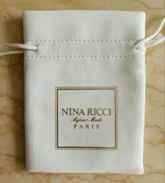 NINA RICCI 巾着ポーチ ホワイト