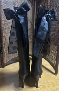 【美品】DIANAリボン付きブラックレザーロングブーツ
