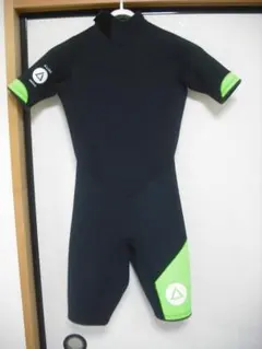 Item thumbnail for item b655e60a-db63-40e3-b015-0636e7b81989