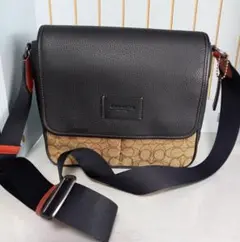 メンズCOACH ショルダーバッグ 黒/ベージュ