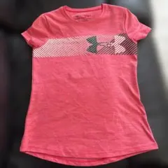 Under Armour ピンク Tシャツ YLG
