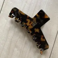 ALEXANDRE DE PARIS ラインストーン ヘアクリップ べっ甲柄 - メルカリ