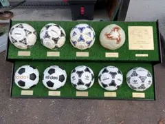 希少】 ワールドカップ アディダス ヒストリカルマッチボール1970-2002