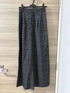 アーバンリサーチソニーレーベル 小花柄 ワイドパンツ ブラック
