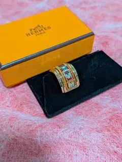 美品HERMES ゴールド イヤリング エマイユ 七宝焼 グリップ式片耳のサムネイル
