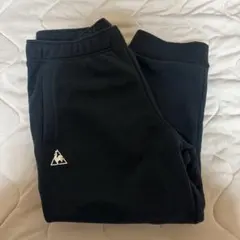 【ルコックスポルティフ】黒いロゴ入りスウェットパンツ　Lサイズ