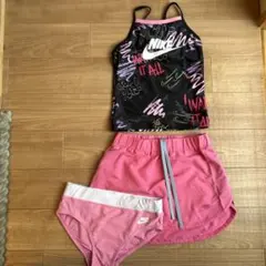 NIKE セパレート水着 150サイズ ブラック・ピンク