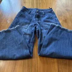 ブーツカットデニム・ダークブルー　Mサイズ？