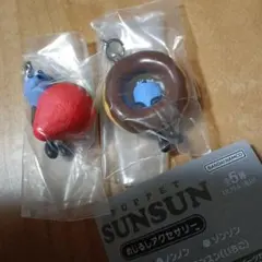 パペットスンスン　めじるしアクセサリー　いちご　ドーナツ