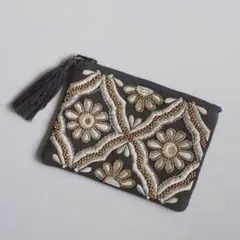 【 ammy. / エイミードット 】 ビーズ 刺繍 ミニ フラット ポーチ