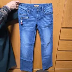 トミージーンズ　濃紺バックポケット刺繍　デニム