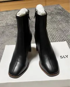 ★SLY★ ミドル丈本革ブーツ