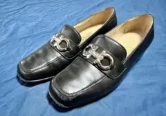 美品サルヴァトーレフェラガモ22.5cm革靴FERRAGAMOレザー ローファーのサムネイル