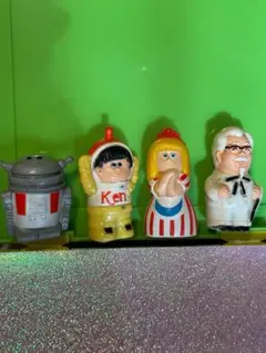ケンタッキーフライドチキン　非売品1986年　ソフビ指人形セット 4個