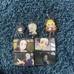 鬼滅の刃　ラバーマスコット3個　カード4枚おまけ