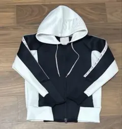 【Samantha Thavasa】UNDER25 ゴルフ フード付きパーカー