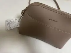 新品タグ付き MARY QUANTショルダーバッグ