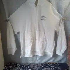 ４COEXIST WITH NATURE フード付きパーカー LサイズGU古着