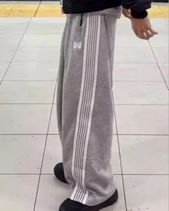 2025年最新】ニードルス トラックパンツ グレーの人気アイテム - メルカリ
