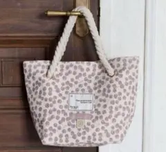 herlipto 2026 Rose Straw Tote Bag ノベルティ 即日発送可 Herlipto ノベルティ Rose Straw Tote Bag - メルカリ