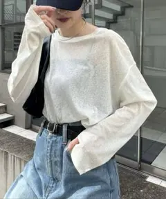 新品　シースルーカットソーのサムネイル