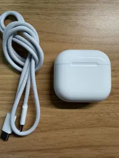 Apple AirPods 4 アクティブノイズキャンセリング搭載 本体