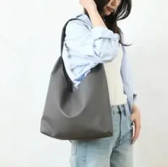 ソフトラウンド ワンハンドルバッグ トートバッグ シンプル グレー 2