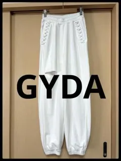 Item thumbnail for item 69e79a13-546c-481f-8499-e9450792cef2