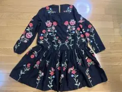 ZARA WOMAN 花柄刺繍 ワンピース XS