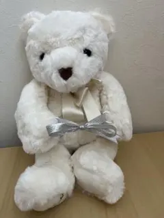 くまのぬいぐるみ