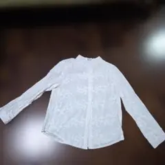 刺繍入りホワイト長袖シャツ