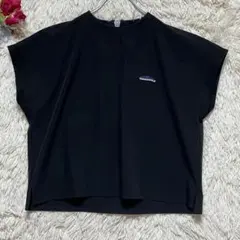 【美品】サウザンドマイル バックジップ フレンチスリーブ トップス ブラック Fのサムネイル