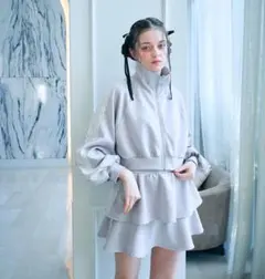 lovilyn 配色レースクロップドトラックジャケット　スカート　上下セット