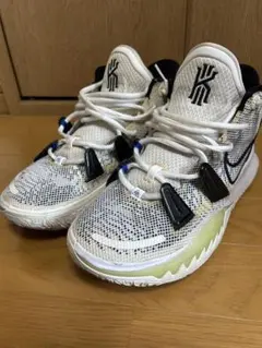 Nike Kyrie 7