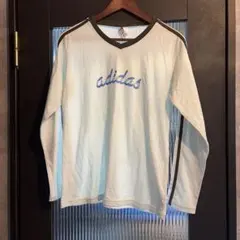 adidas 長袖シャツ　カットソー　 長袖Tシャツ 新品タグ付　3960円