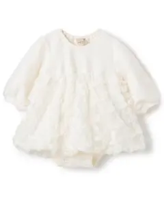 新品タグ付き petit main ホワイト レースロンパース 70