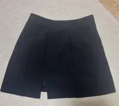 黒 ミニスカート