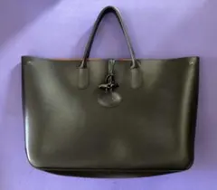 レザートートバッグ　ブラック　ロンシャン　LONG CHAMP