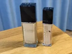 Dior(右)フリイドスキングロウ1Nニュートラル(左)ベルベットベール 